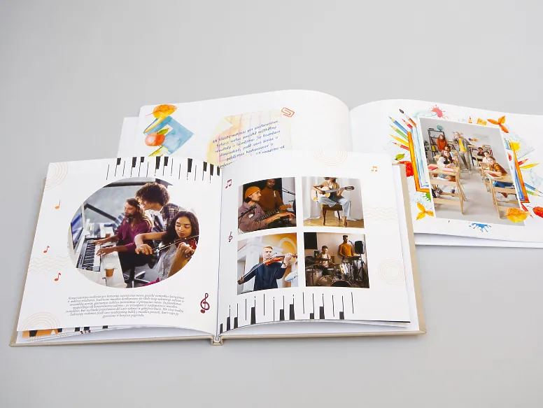 Group, Graduation Book